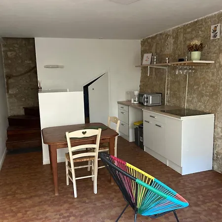 Сasa de vacaciones Petit Maison En Coeur De *